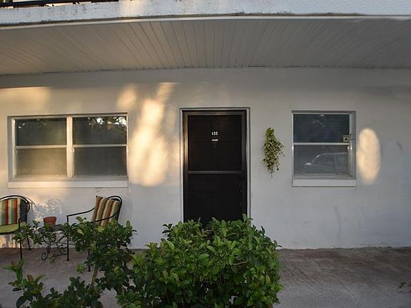 3rd image of 100 El Camino Dr APT 105