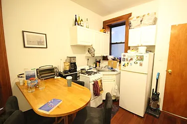 Rented by Dynamik Realty