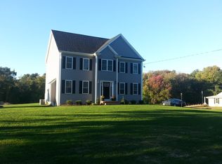 5 Cherry St, Halifax, MA 02338