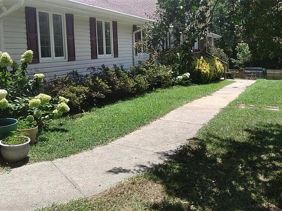 5th image of 2516 E Cherokee Dr