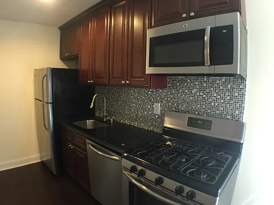 Rented by Level Group | media 7