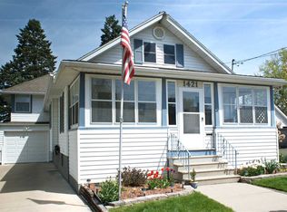 1421 Hawthorne Ave, Waterloo, IA 50702