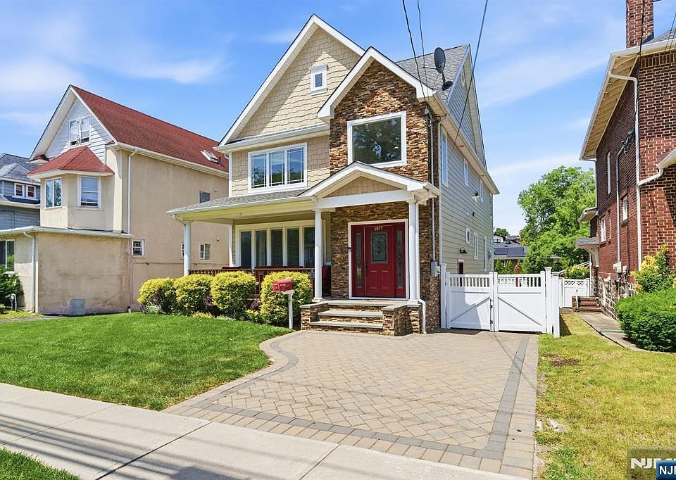1st image of 1077 Anderson Ave