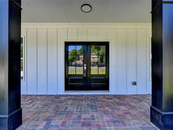 2nd image of 9135 Fox Trail Ln