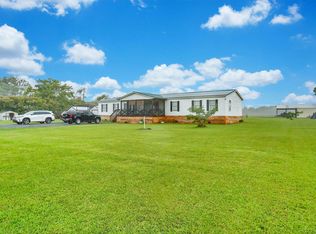 117 Woody Ln, Bonneau, SC 29431