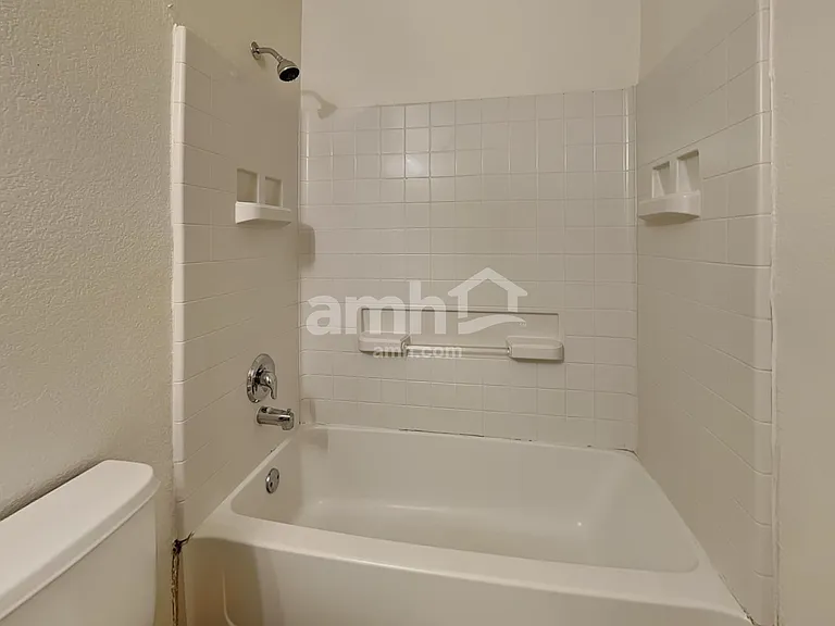 1003 San Antonio Dr — Photo 19