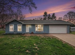 15048 Diane Dr, Constantine, MI 49042