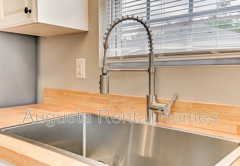4416 Hatteras Dr — Photo 17