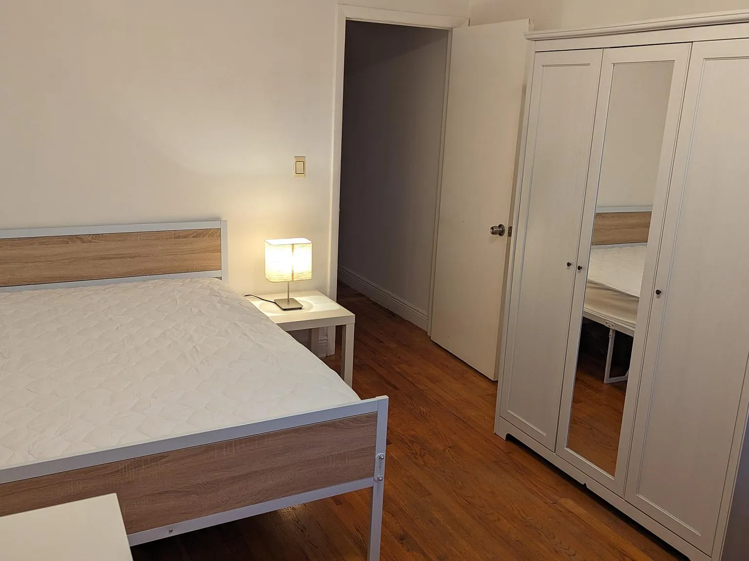 1 bed, 280 sqft, $1,350 — Photo 4