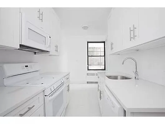 Rented by Douglas Elliman | media 9