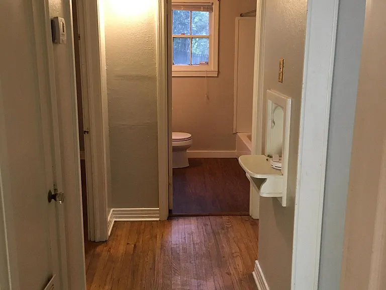 1119 Skyline St — Photo 8