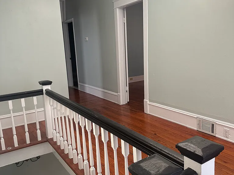 315 E Columbia Ave — Photo 12