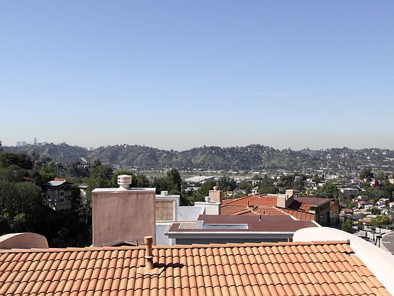 3rd image of 3624 Parrish Ave