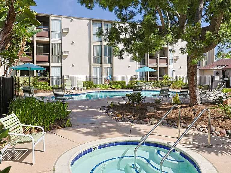 6930 Hyde Park Dr #202 — Photo 35