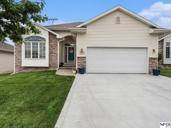 7409 N 160th St, Bennington, NE 68007