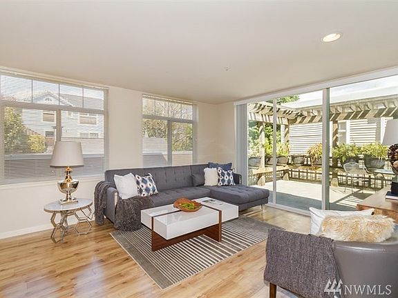 3rd image of 611 Highland Dr APT 305