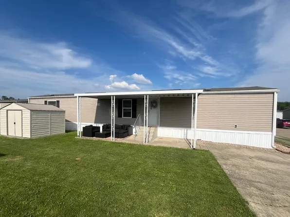 402 Doris Rd, Pataskala, OH 43062