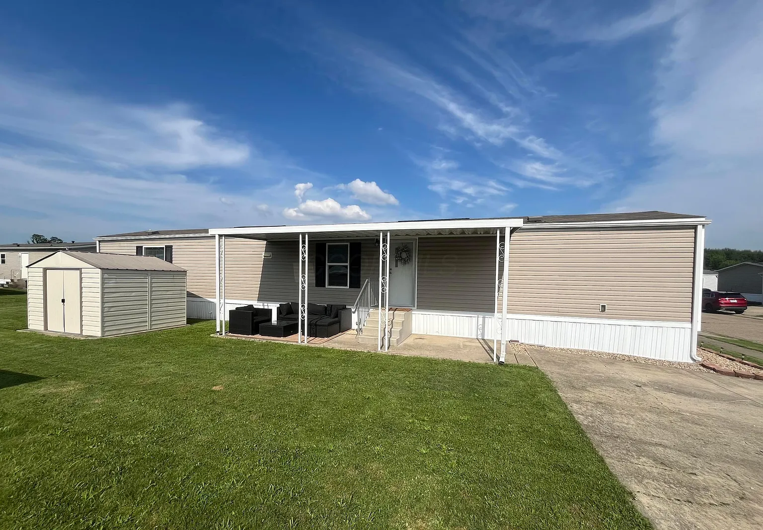 402 Doris Rd photo 1