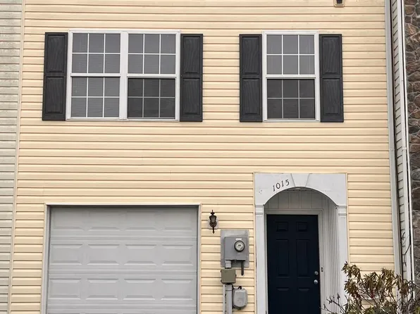 1015 Aztec Dr, Martinsburg, WV 25405