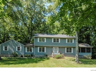 69 Brett Ln, Bedford, NY 10506