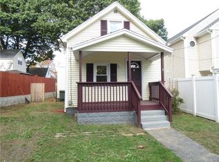 8 Fern St, Milford, CT 06460