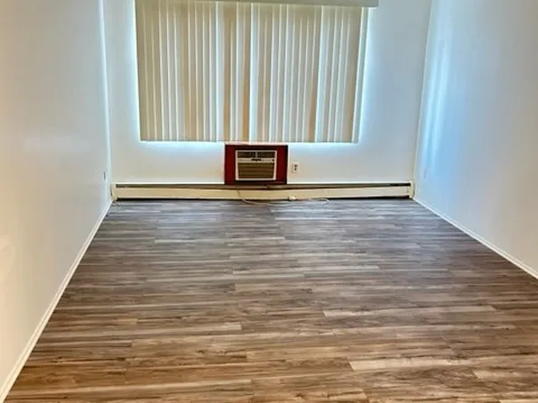 (undisclosed Address), Racine, WI 53406