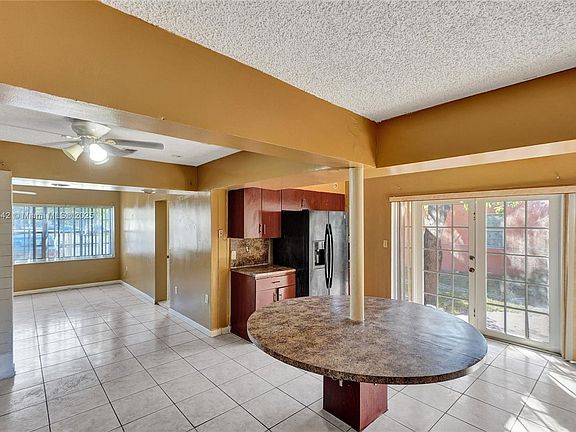 2nd image of 415 NW 138th St #415