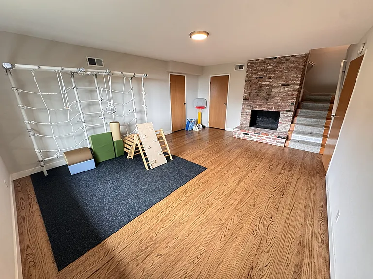 3131 Robinson Dr — Photo 27