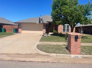 2817 SE 95th St, Moore, OK 73160