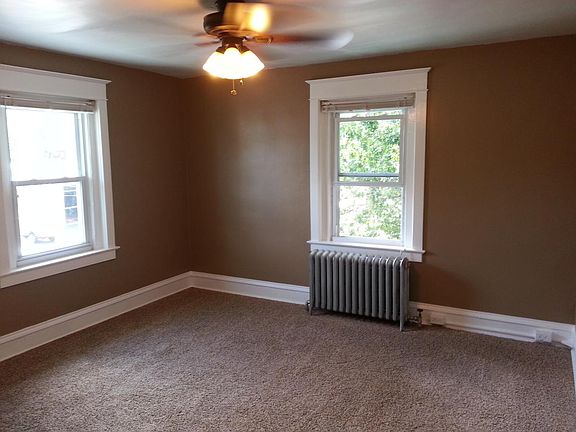 2nd floor bedroom