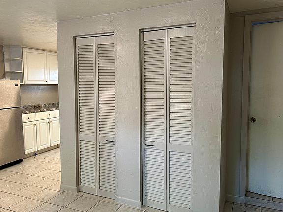 3rd image of 1324 NW 6th Pl #D