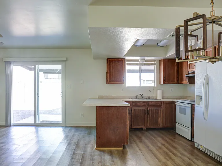 1453 S Cochise — Photo 19