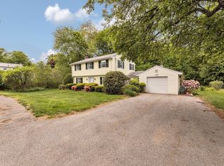 4 Old Wood Rd, Framingham, MA 01701