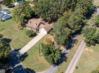 702 Calloway Dr, Rockmart, GA 30153