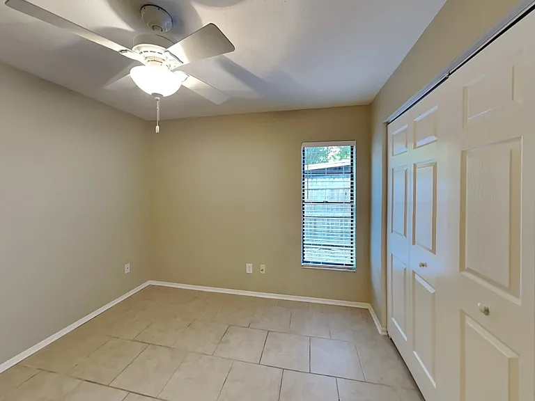 2330 Windsor Oaks Ave — Photo 11