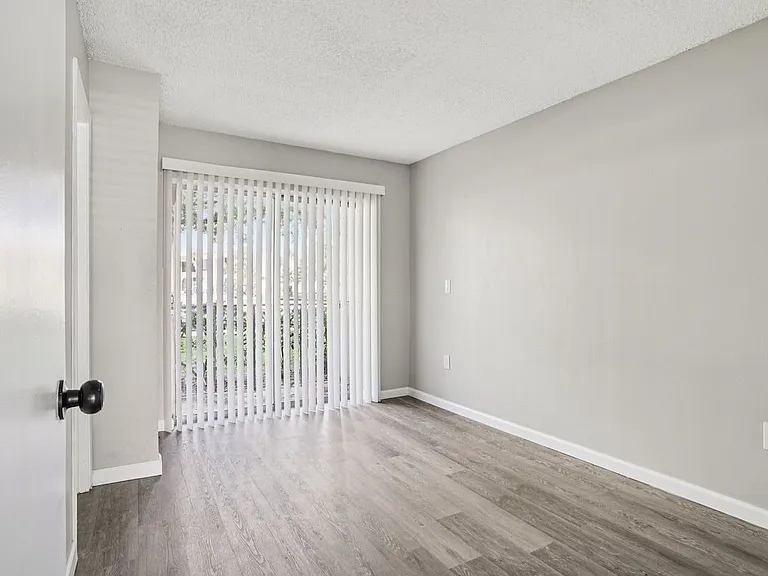 Waterview Crossing Apartments — Photo 25