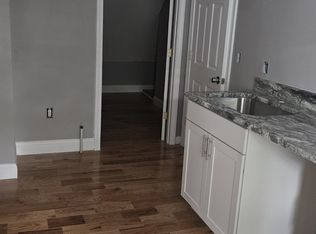 44 3rd St FLOOR 3, Leominster, MA 01453