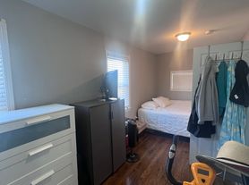 160 Princeton St, Boston, MA