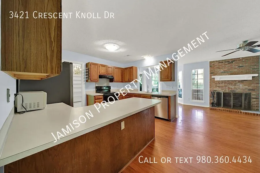 Beautiful Ranch home in Matthews! — Photo 3