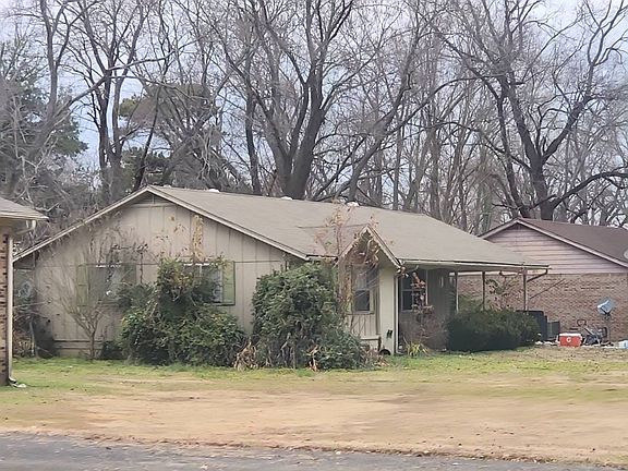 3rd image of 183 Steve Dr
