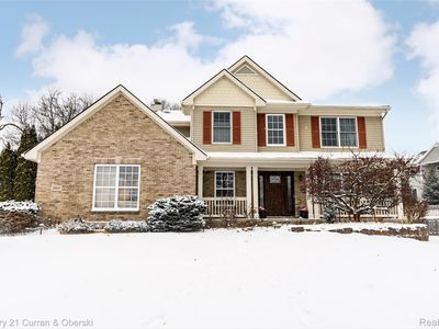 1464 Four Seasons Dr, Howell, MI, 48843