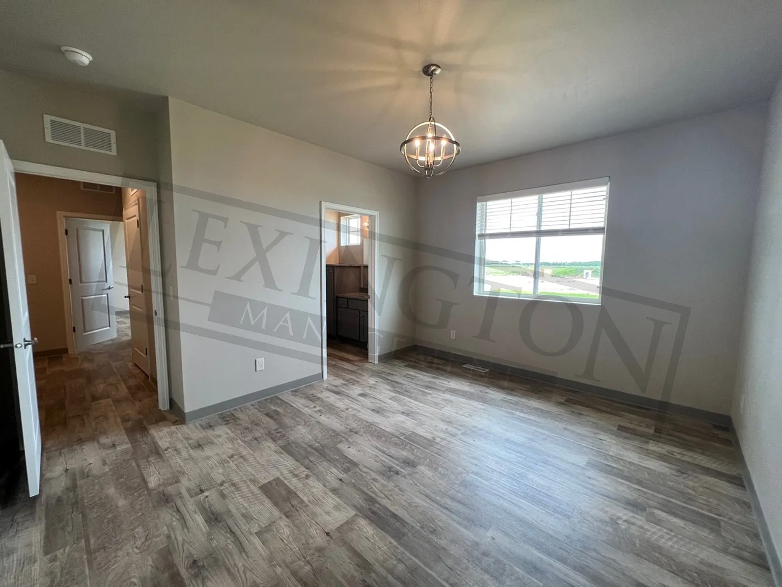 3 bed, 3.5 bath, 1794 sqft, $2,050 — Photo 3