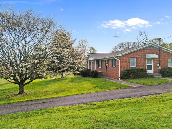 7300 Ball Camp Pike, Knoxville, TN 37931