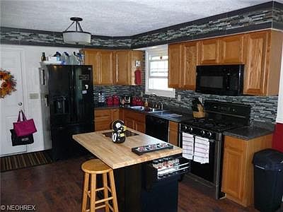 2nd image of 1404 Sunnyfield Ave