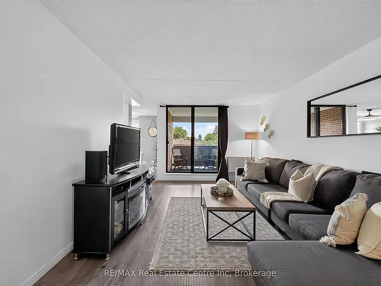 65 Silvercreek Pkwy N #401 — Photo 9
