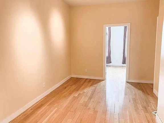 4th image of 106 Huron St APT 2R