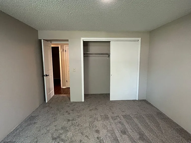 1608 Cottonwood Dr #6 — Photo 9