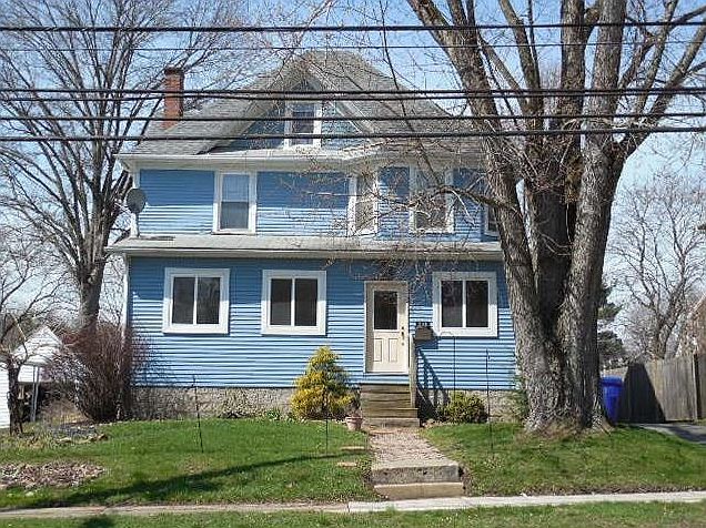1st image of 310 S New Castle St