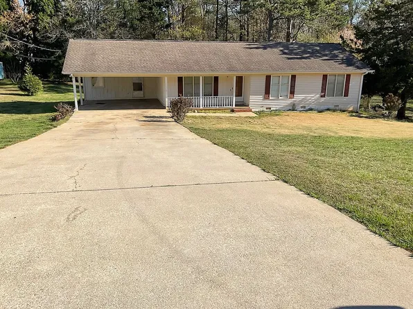2209 S Oaks Dr, Gainesville, GA 30507