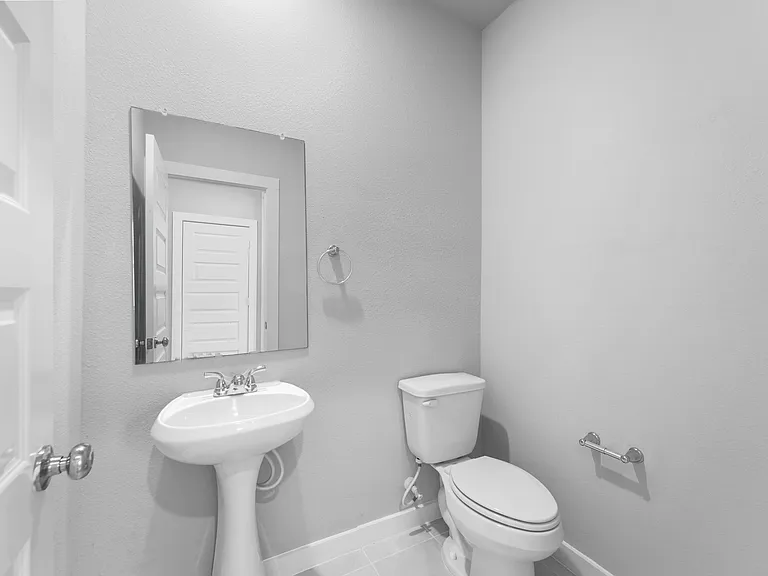 124 Mandarin St — Photo 13